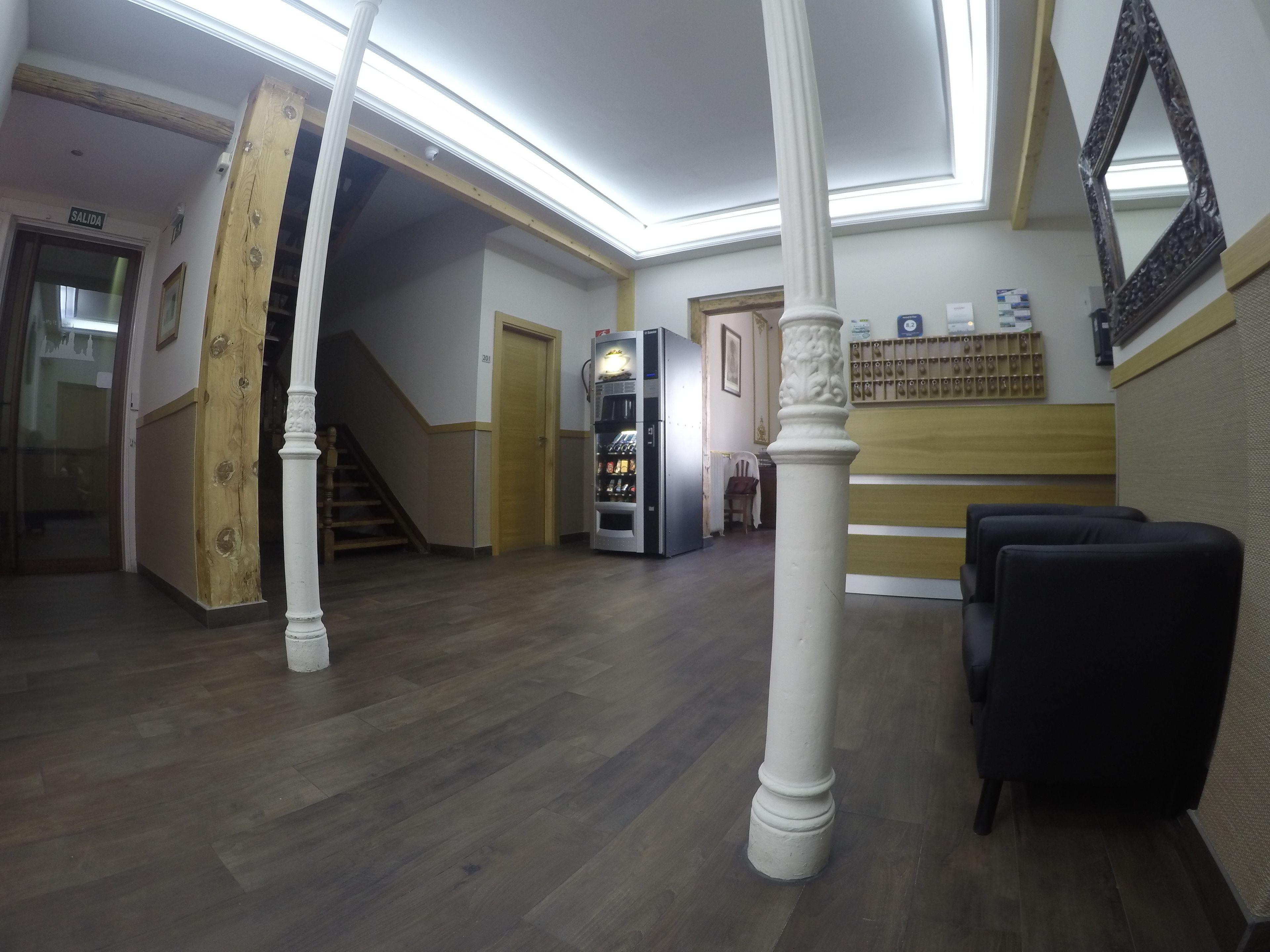 Hostal El Pilar — Fotos 1